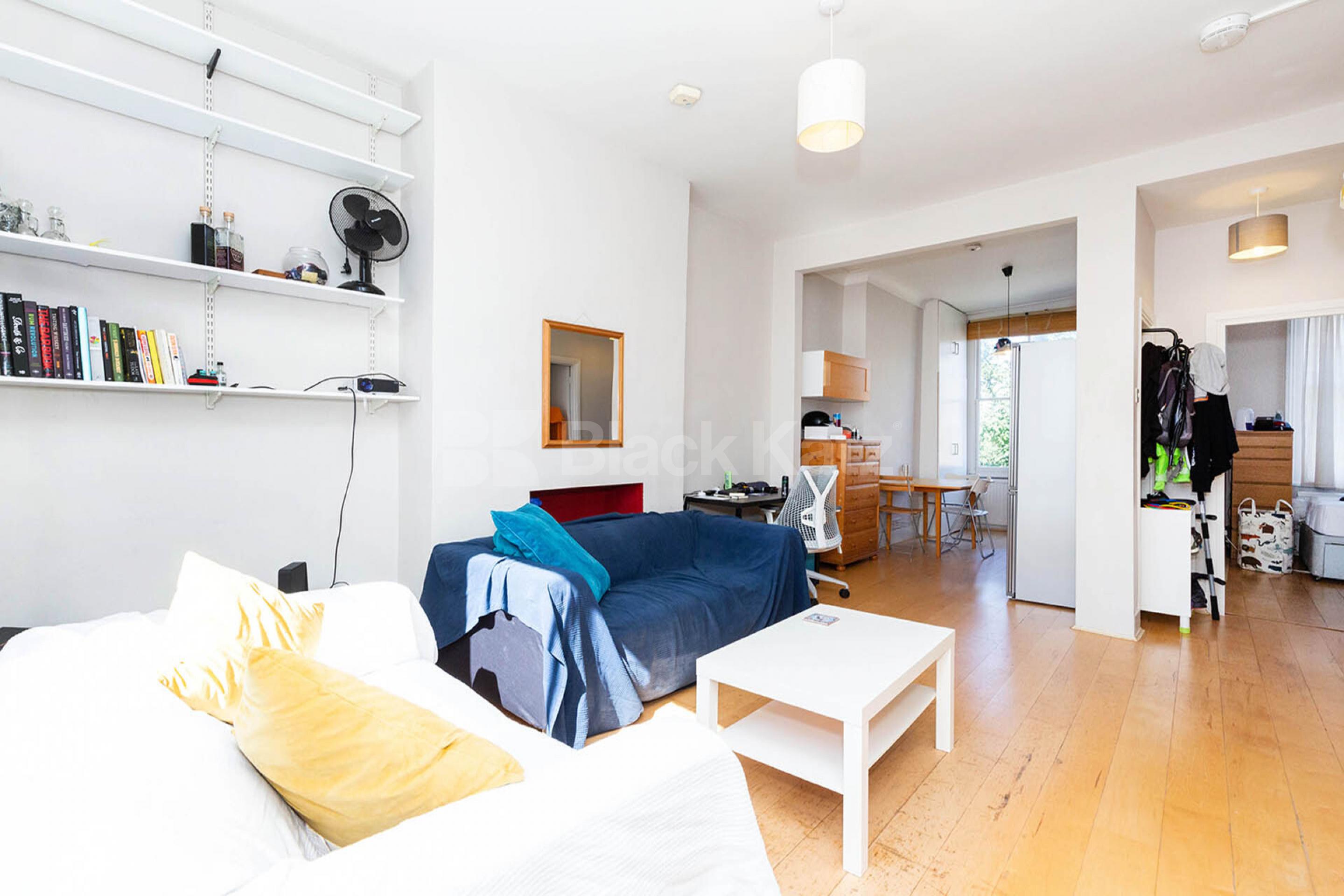 A 2 bedroom property full of character within a period conversion  Hartham Road , Hillmarton Conservation Area  N7